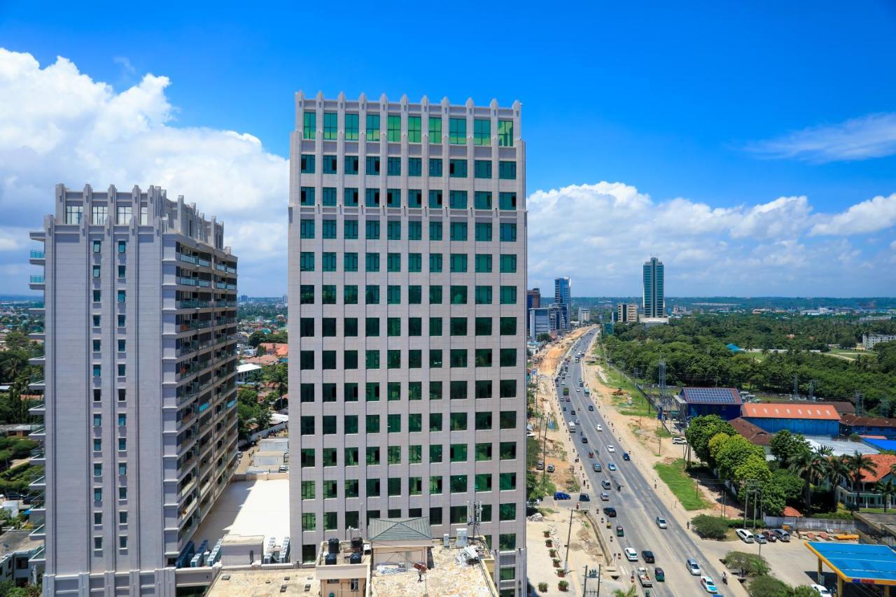 Lark Hotel Dar es Salaam Exterior foto